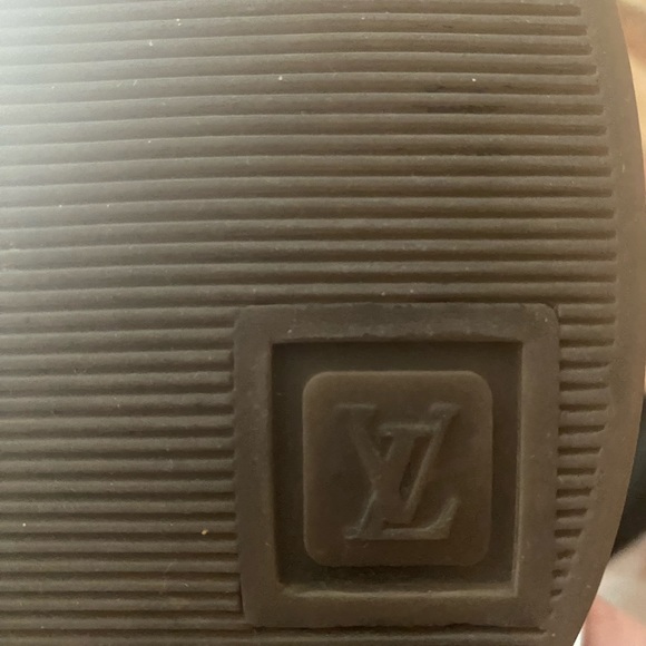 Authentic Louis Vuitton Denim Sneaker - Picture 4 of 4